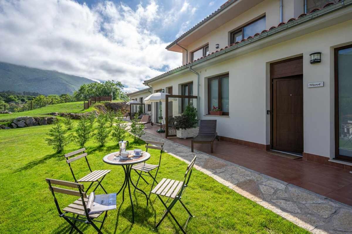 La Rexidora Appto Mamut Apartment Cuerres Exterior photo